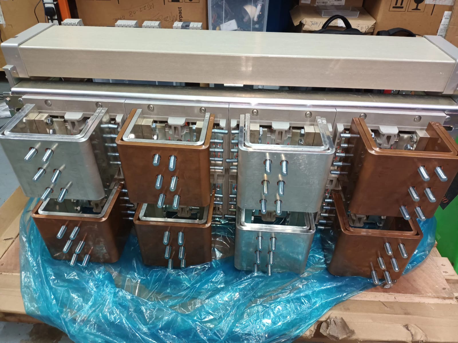 Install & Retrofit of all type of ACB, MCCB - Image 3