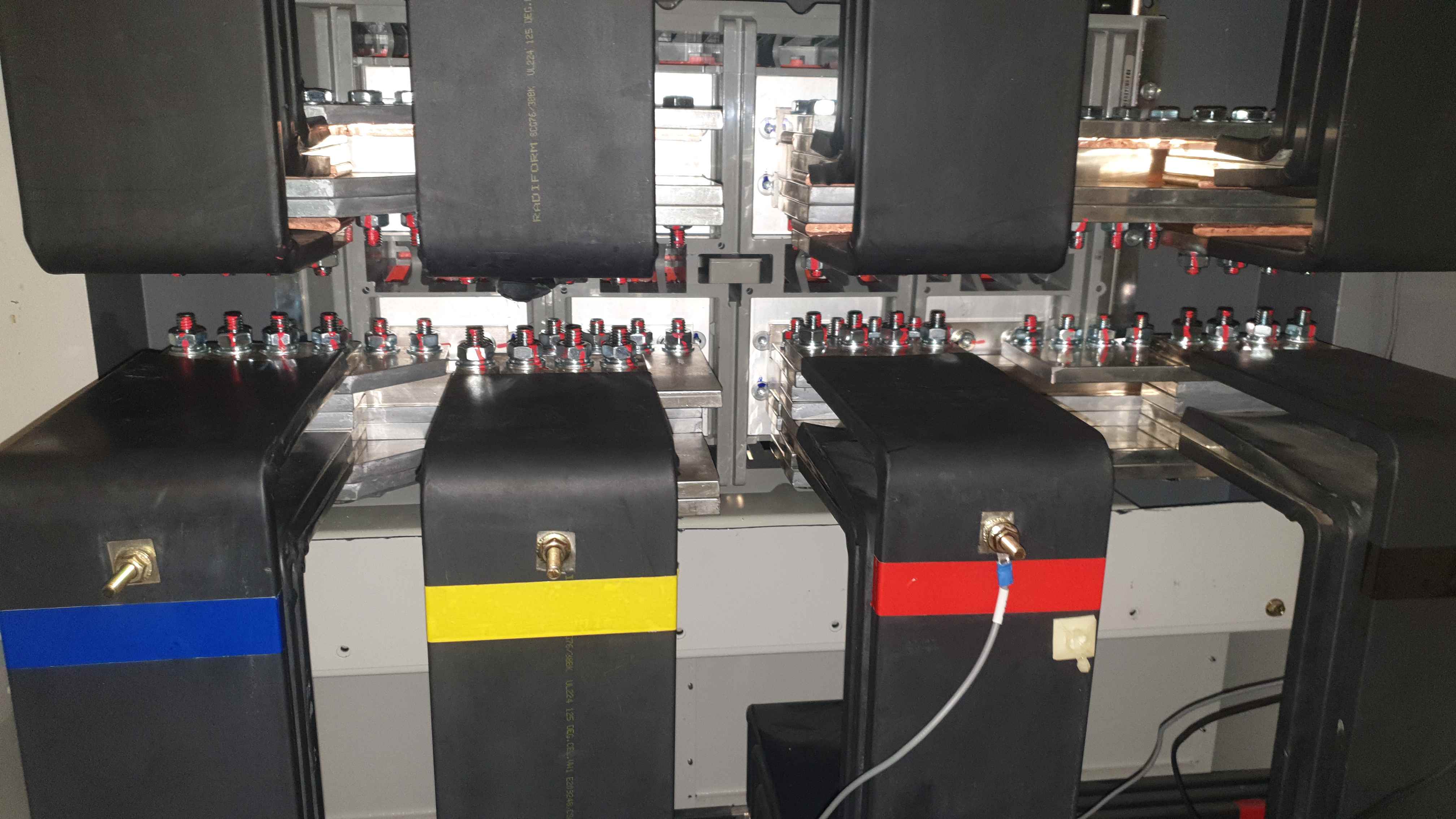 Install & Retrofit of all type of ACB, MCCB - Image 15