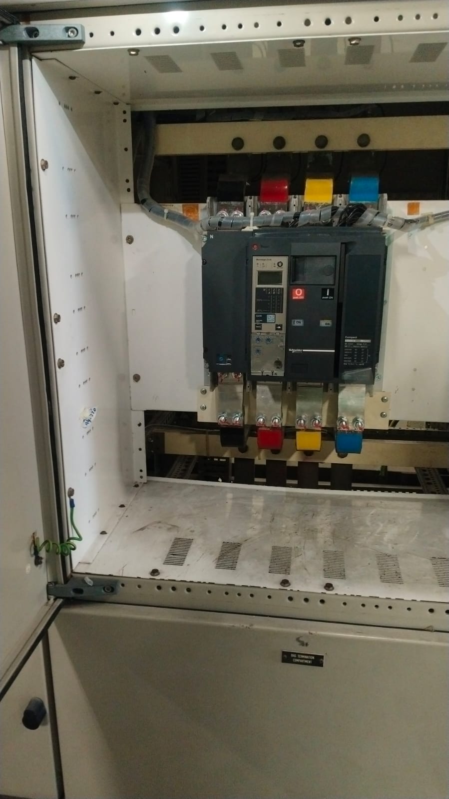 Install & Retrofit of all type of ACB, MCCB - Image 4