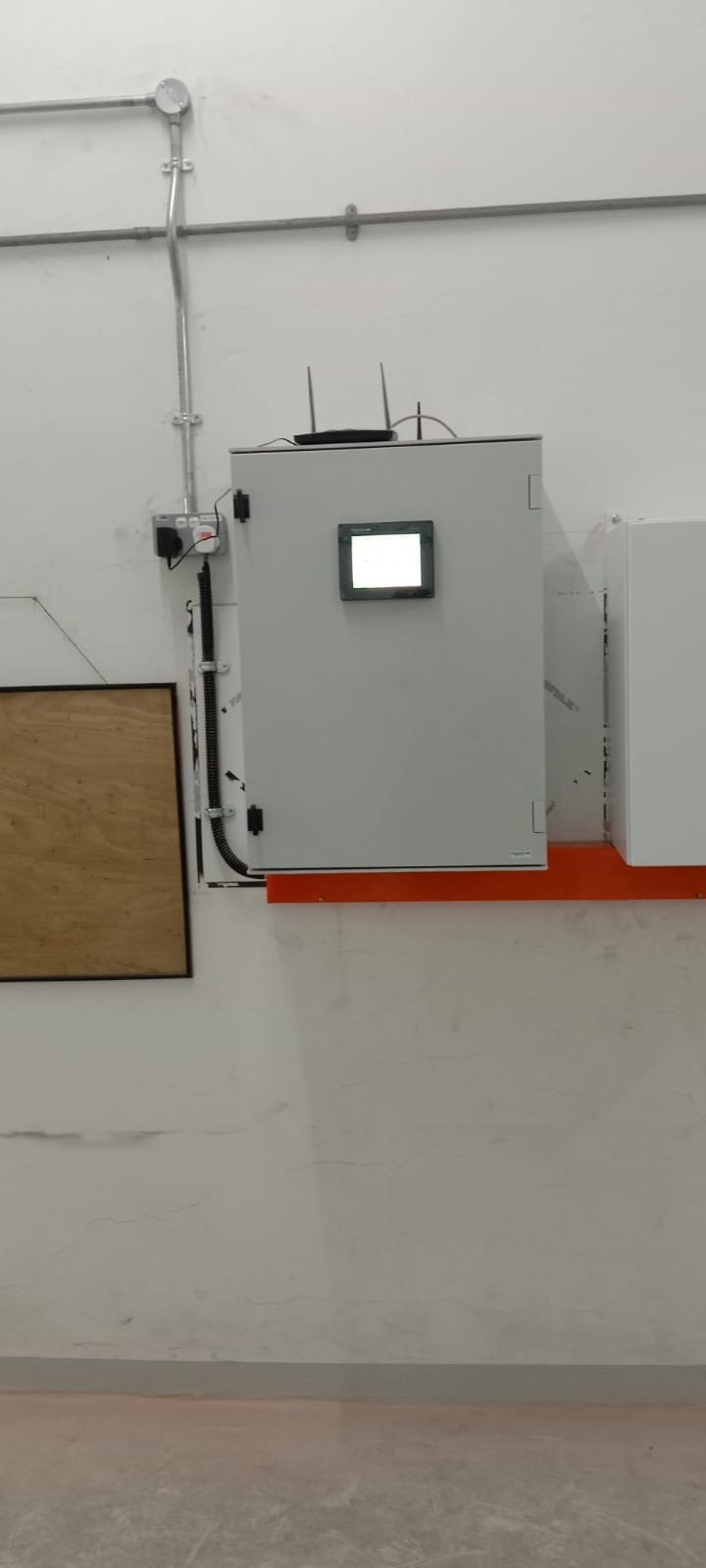 Install all type of Partial Discharge Sensor, Thermal Sensor and Heat Tag - Image 6